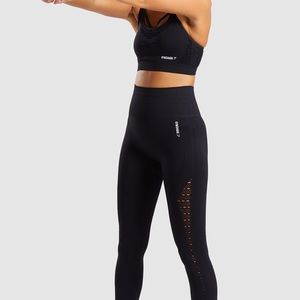 (SOLD)Gymshark energy+ seamless black set